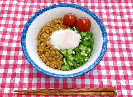 おくらと納豆のネバネバ丼.jpg