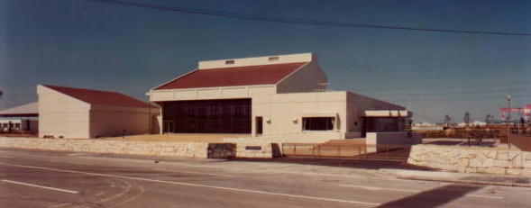 1978年オープン当時の展示棟