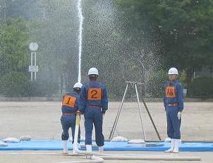 放水の様子の写真