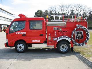消防ポンプ車の写真