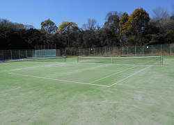 七曲公園庭球場