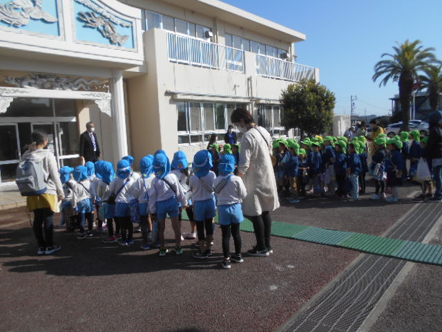 保育園のお友達に会いました