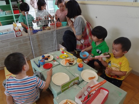 ２歳児ままごと遊び