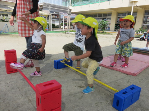 ２歳児サーキット遊び