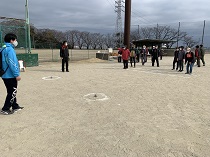 知多北地区ペタンク大会（ティールゲーム）の様子