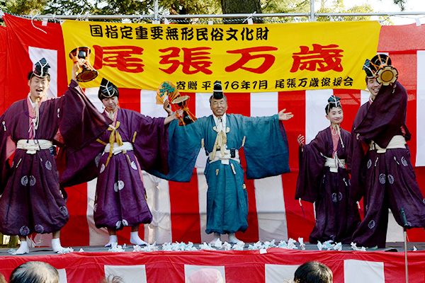 尾張万歳本番風景