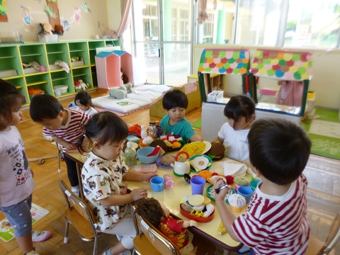 ２歳児ままごと遊び