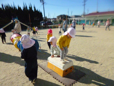 ２歳児サーキット遊び