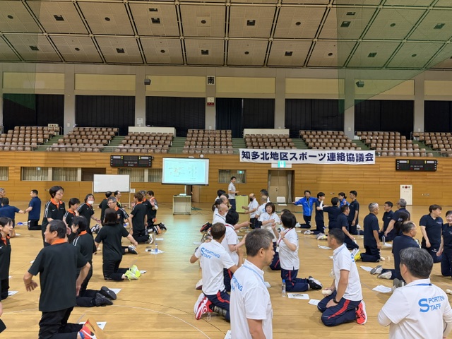 ストレッチのようす ストレッチのようす