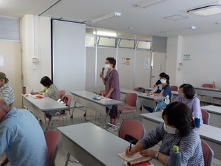 日本語ボランティア養成講座質疑応答の様子