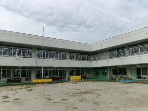 八幡保育園園舎
